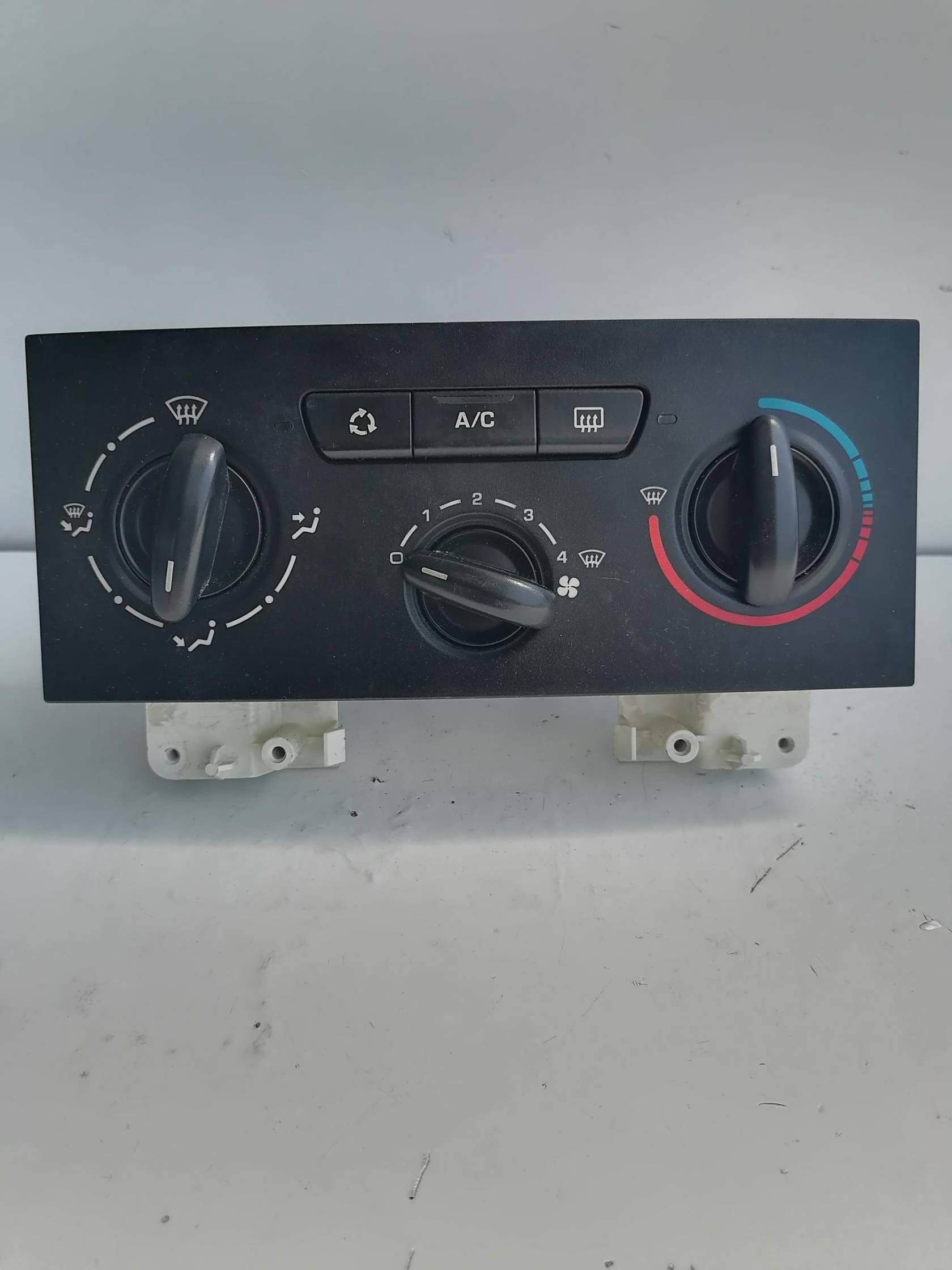 Blocco comando climatizzazione